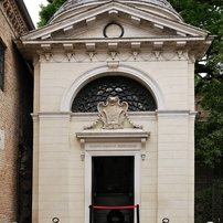 Dante's Grave