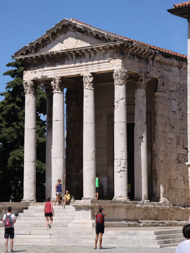 Augustustempel in Pula
