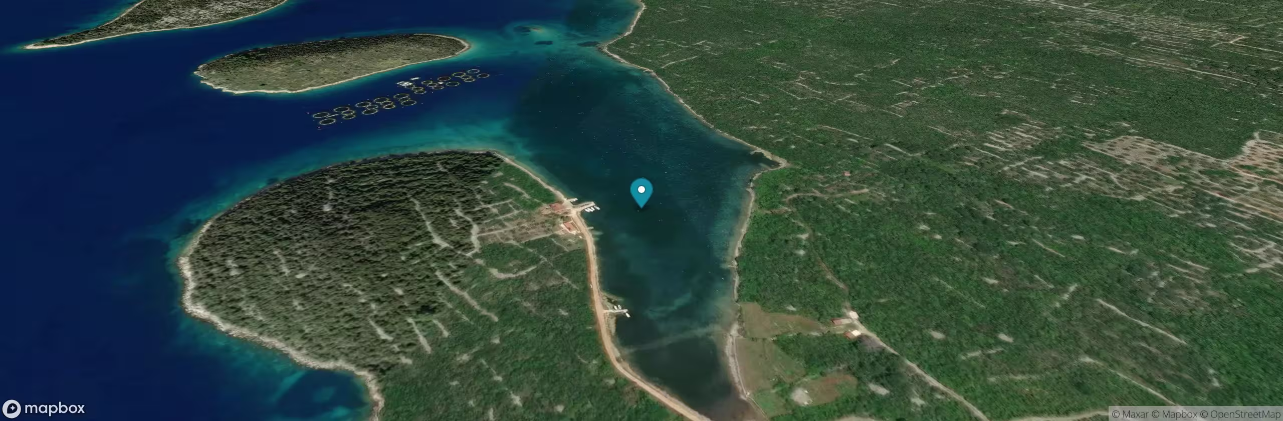 Soline Bay, Iz