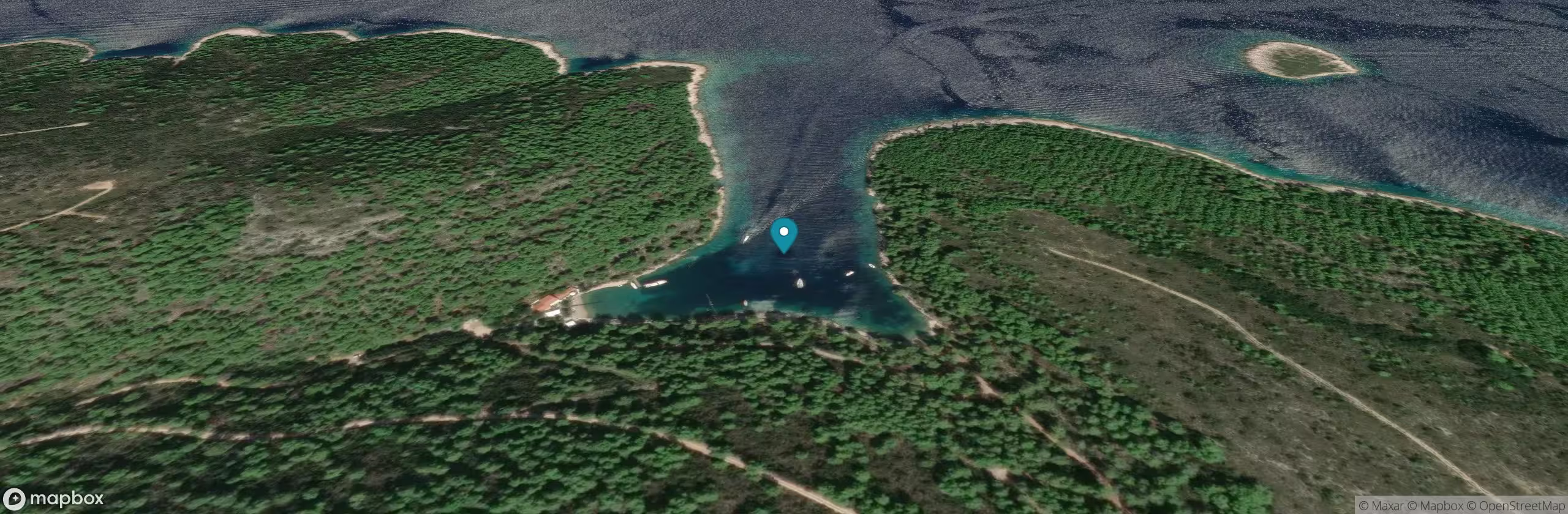 Parja Bay