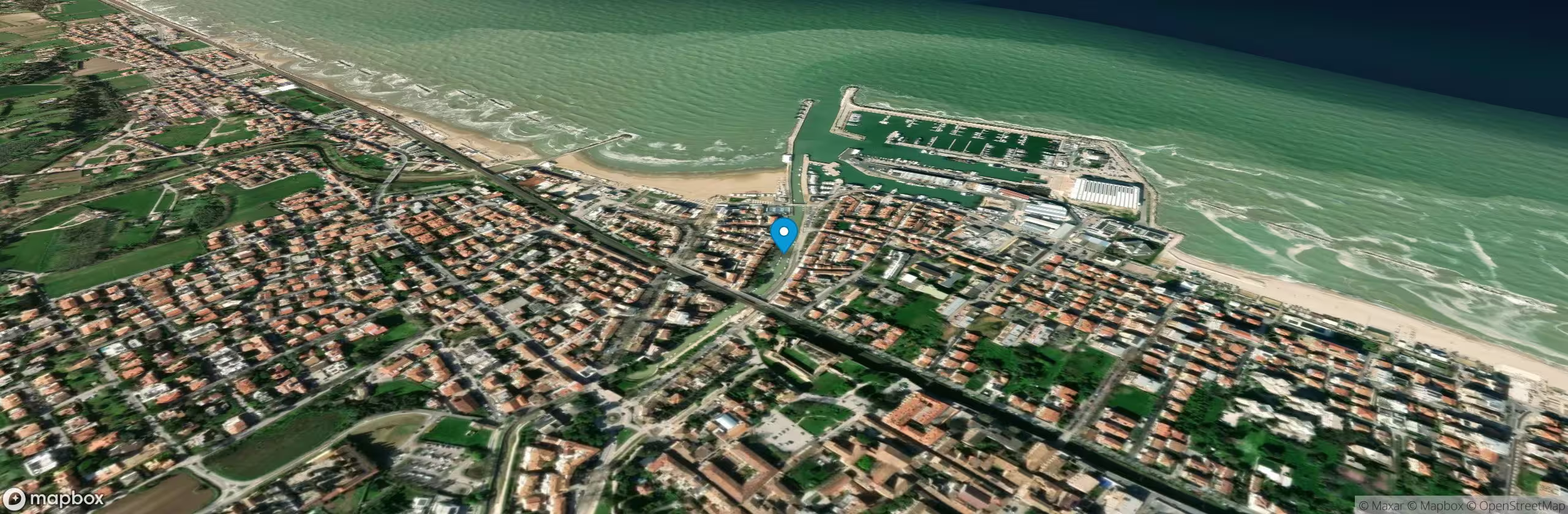 Fano, Canale Albani, Marina
