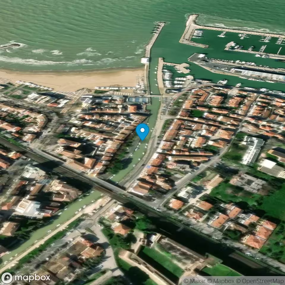 Fano, Canale Albani, Marina